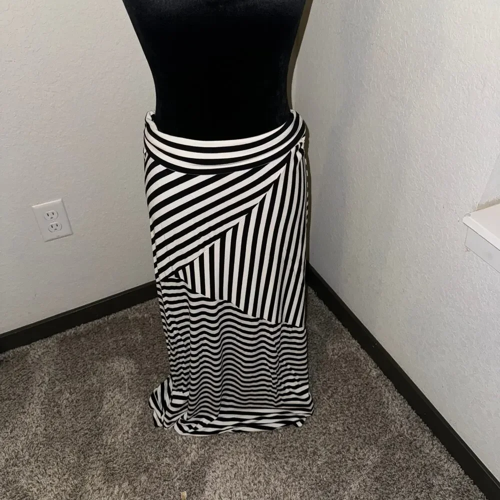 Y2K LBISSE Black White Asymmetric Striped Stretch Maxi Skirt Women's Size‎ Large